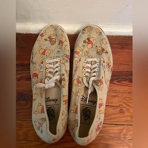 Rare Winnie the Pooh Vans Classics Size 13